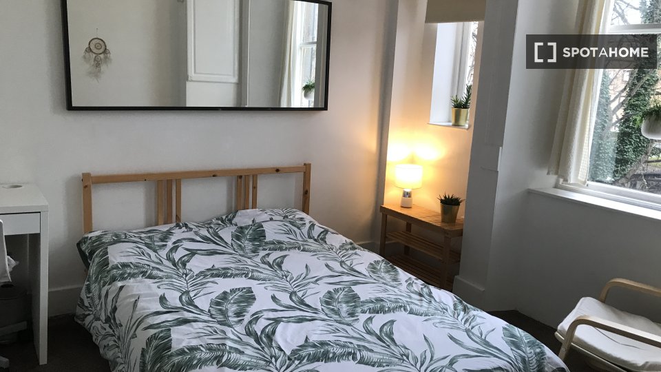 Double room Edinburgh, 4 beds — photo 1