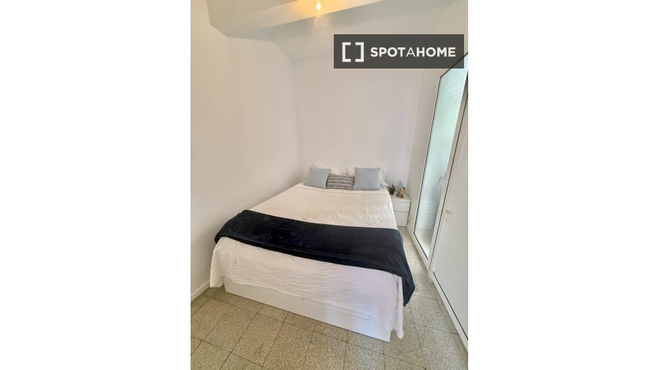 Apartment Barcelona, 3 beds, 80m² — photo 7