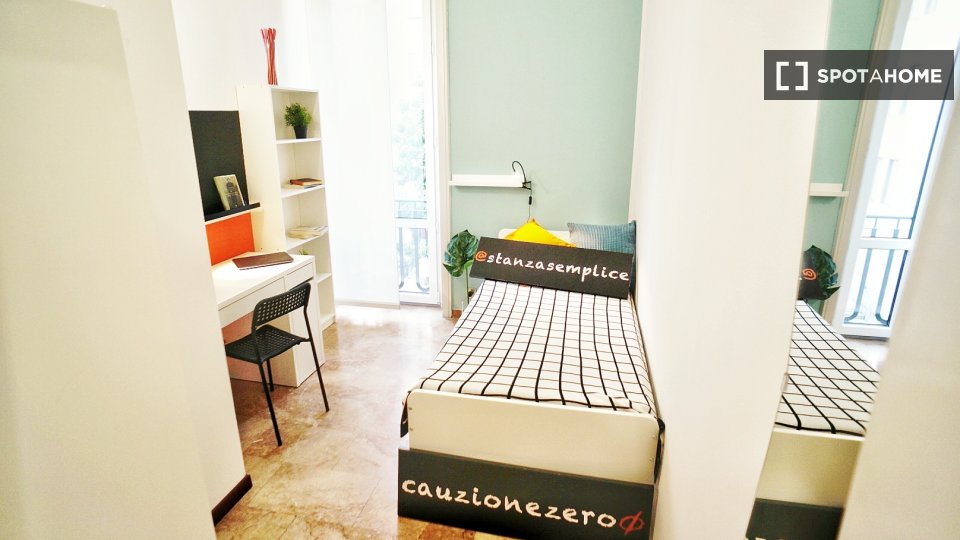 Double room Milan, 5 beds — photo 8