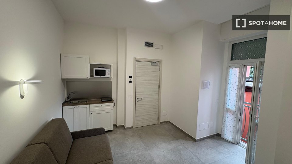 Apartment mono Milan, 16m² — photo 34