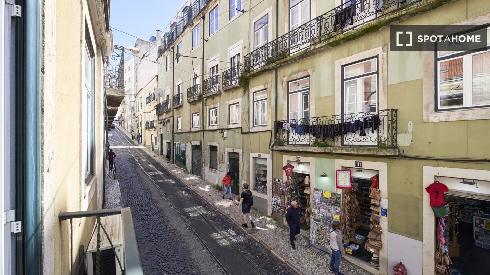 Double room Lisbon, 13 beds — photo 6