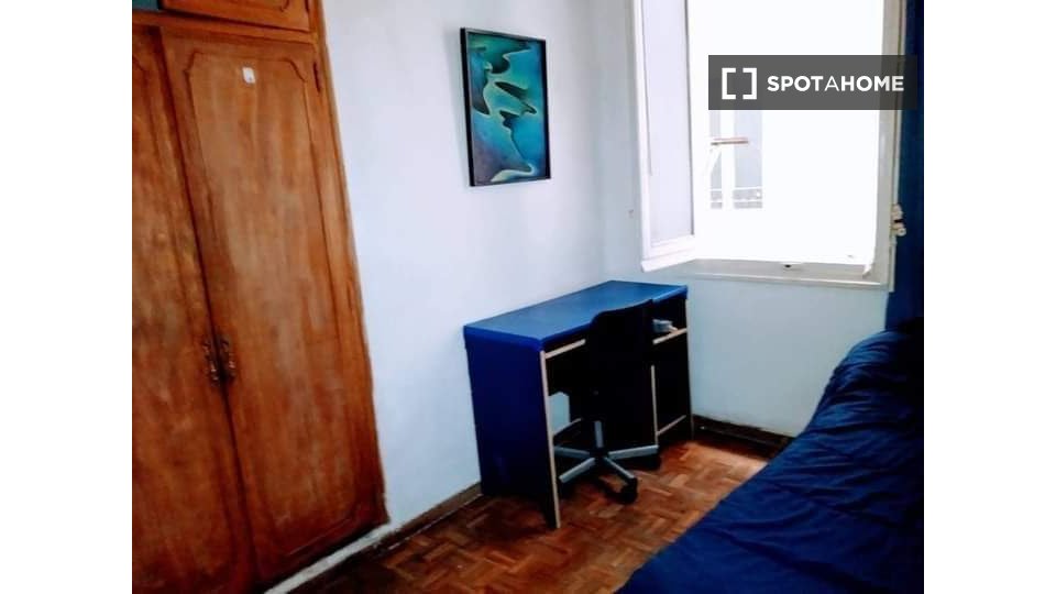 Chambre double Madrid, 4 chambres — photo 3
