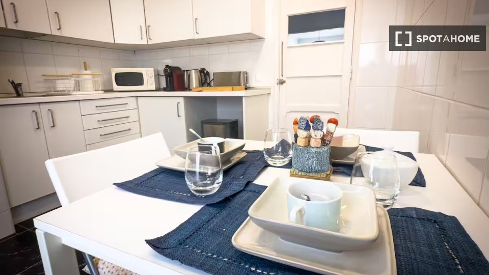 Apartment Lisbon, 3 beds — photo 7