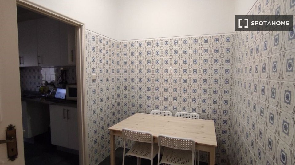 Double room Porto, 4 beds, 100m² — photo 16