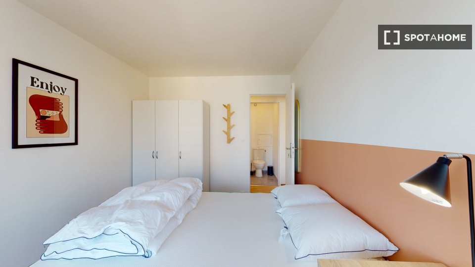 Double room Paris, 12 beds — photo 41