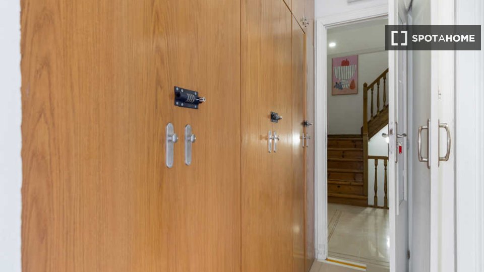 Double room Madrid, 34 beds — photo 2