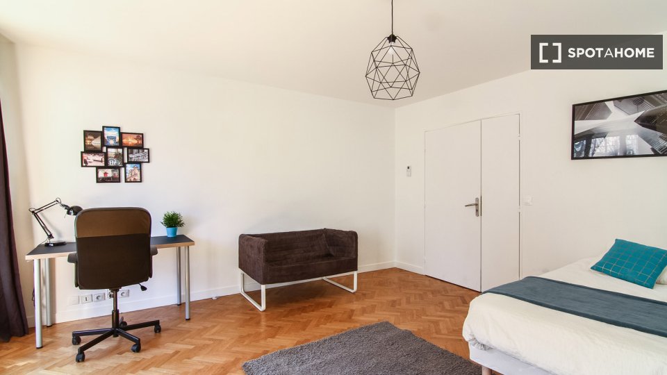 Double room Paris, 5 beds — photo 9