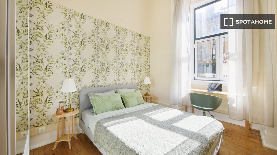Double room Lisbon, 8 beds — photo 1