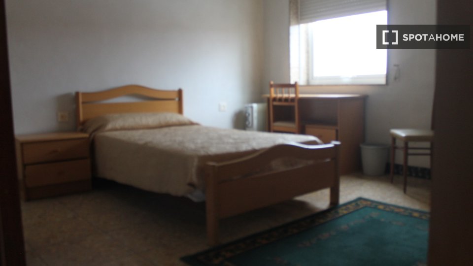Double room Santiago_De_Compostela, 4 beds — photo 2