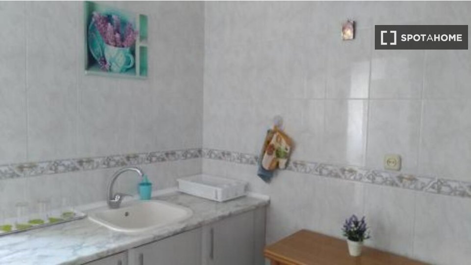 Apartment Valencia, 3 beds, 88m² — photo 4