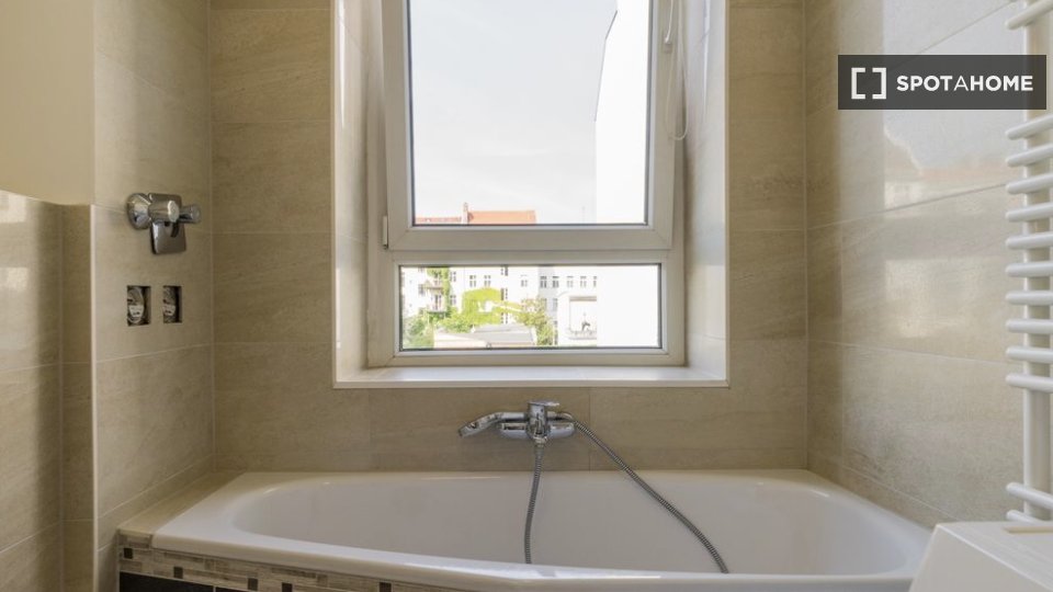 Apartment Berlin, 2 beds, 90m² — photo 10