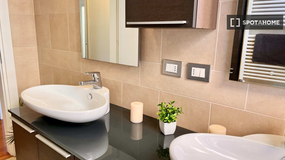 Double room Milan, 4 beds, 107m² — photo 5