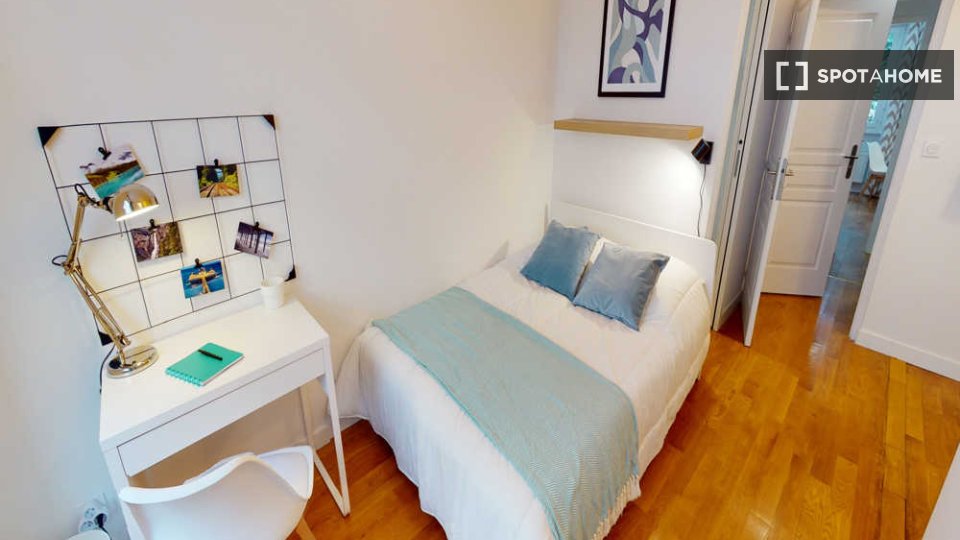Double room Lyon, 7 beds, 150m² — photo 1