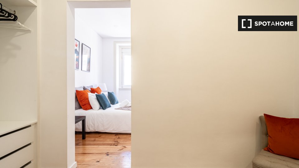 Apartment Lisbon, 2 beds — photo 4