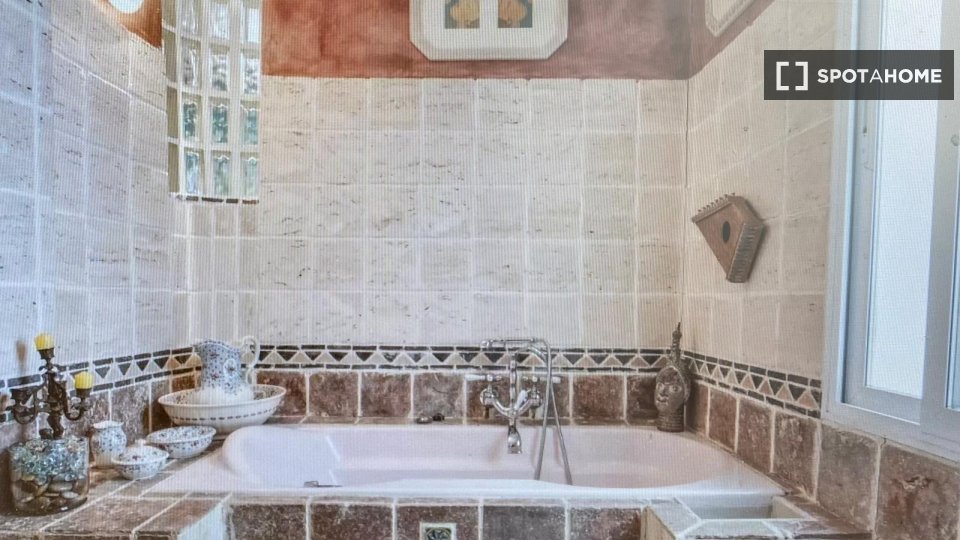 Apartment Madrid, 2 beds, 85m² — photo 3