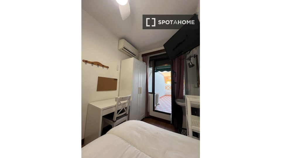 Camera doppia Madrid, 8 camere, 275m² — foto 4