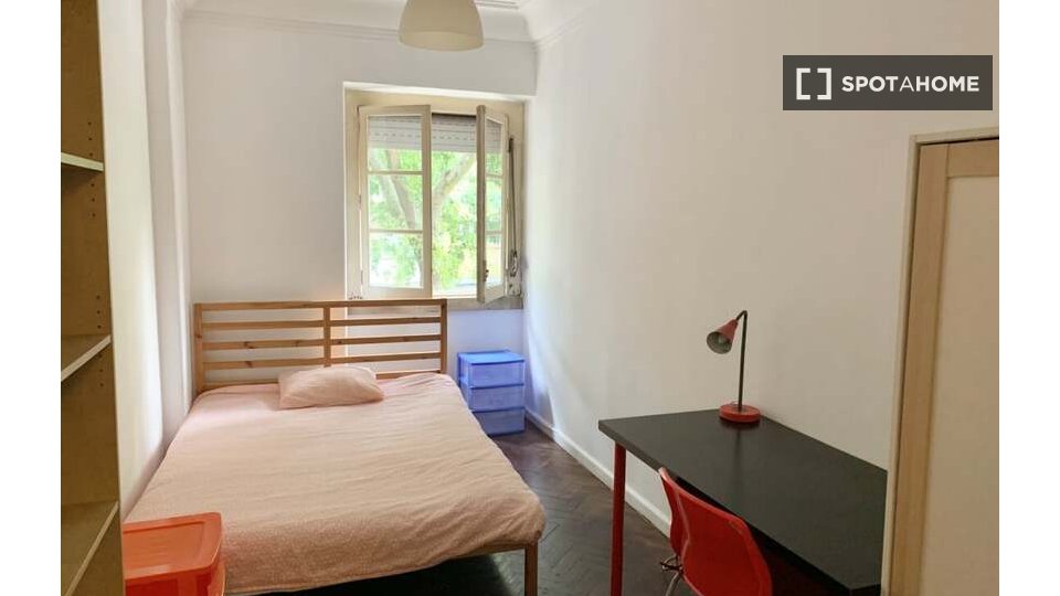 Double room Lisbon, 7 beds, 100m² — photo 28