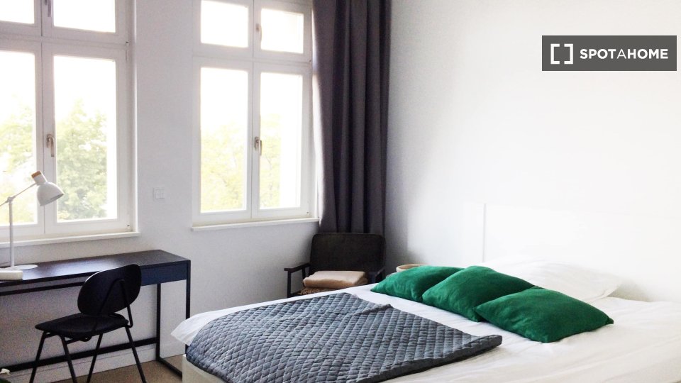 Double room Berlin, 4 beds, 171m² — photo 1