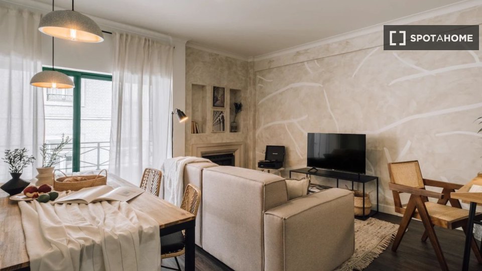 Apartment Lisbon, 1 bed — photo 16