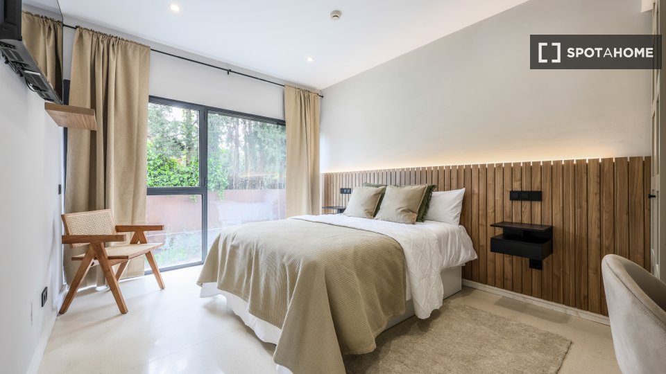 Apartment Madrid, 10 beds — photo 4