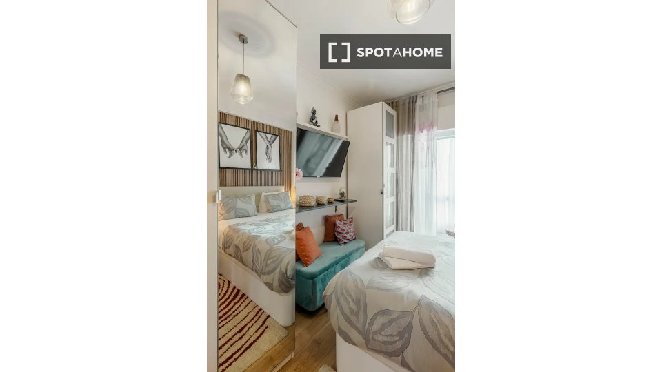 Apartment Lisbon, 1 bed — photo 7