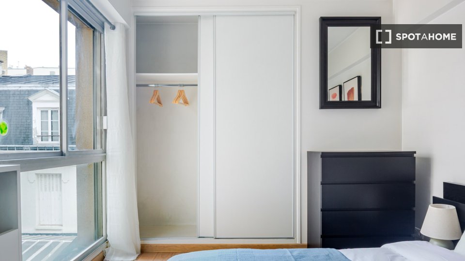 Apartment Paris, 2 beds, 61m² — photo 15