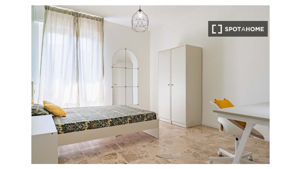 Double room Milan, 5 beds, 50m² — photo 1