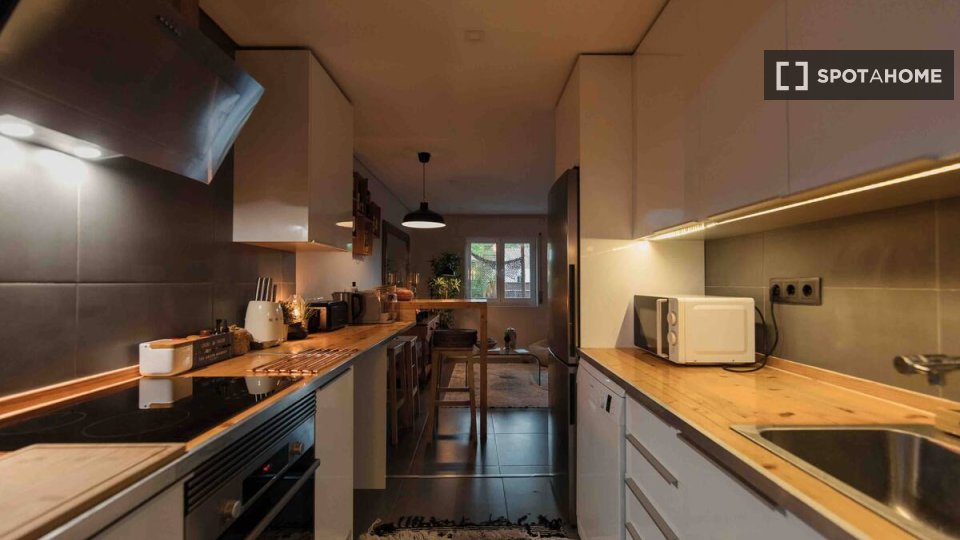 Apartment Lisbon, 2 beds — photo 17