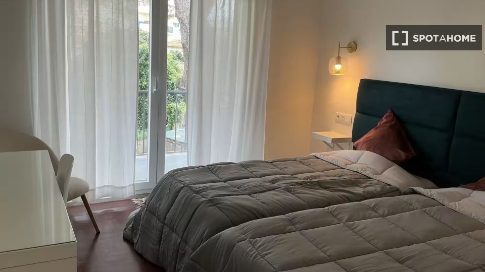Apartment Lisbon, 2 beds — photo 10