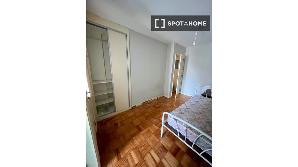 Double room Porto, 3 beds, 100m² — photo 4
