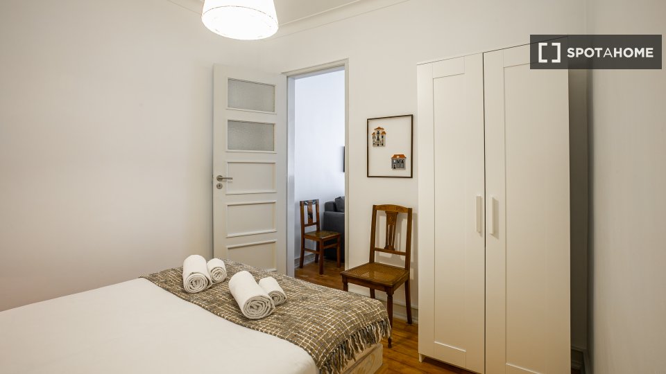 Apartment Lisbon, 2 beds — photo 15