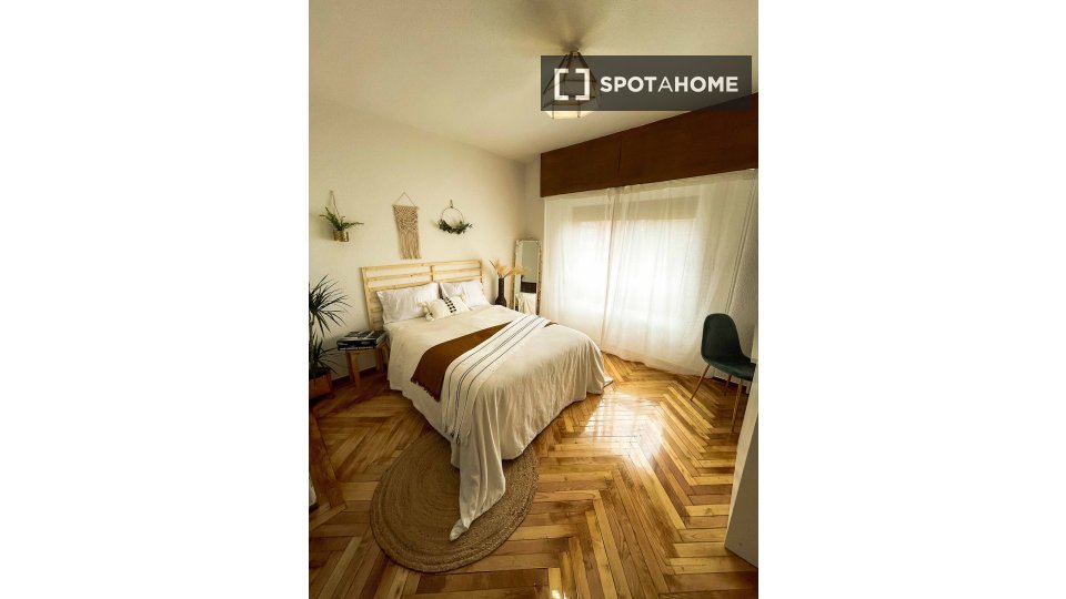 Double room Madrid, 7 beds — photo 24