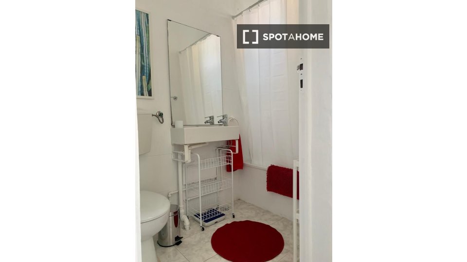 Apartment Lisbon, 2 beds — photo 2