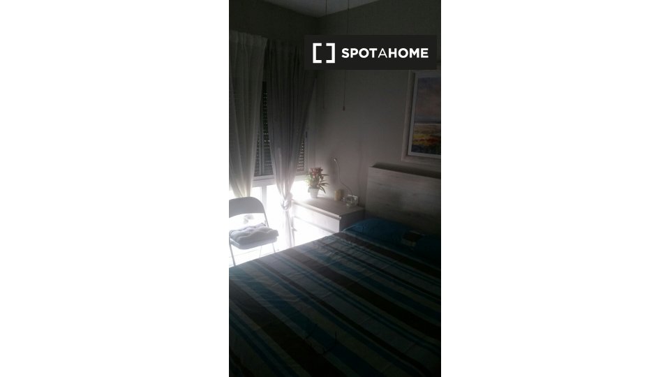 Double room Barcelona, 2 beds — photo 1