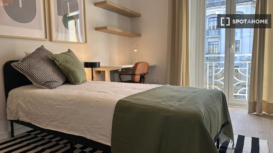 Double room Lisbon, 6 beds, 160m² — photo 31