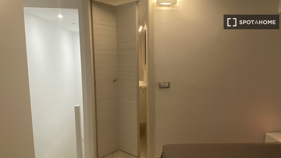 Apartment mono Milan, 60m² — photo 13