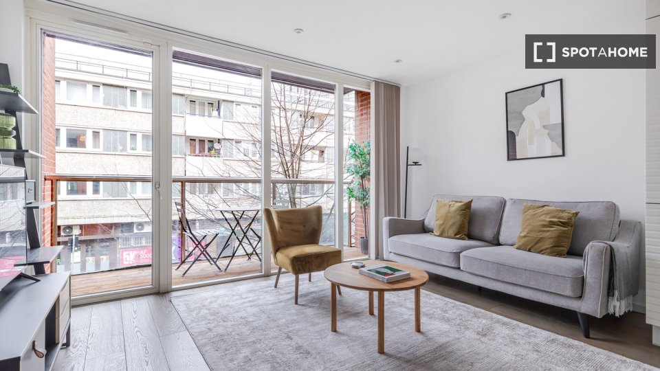Apartment London, 2 beds — photo 10
