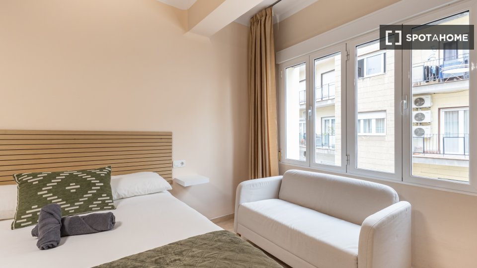 Double room Granada, 6 beds — photo 11