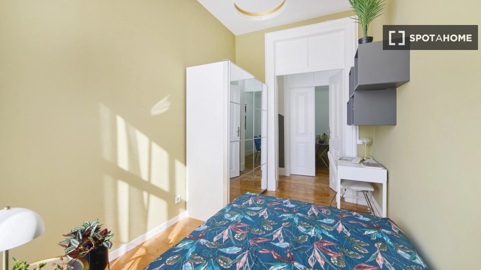 Double room Lisbon, 9 beds — photo 4