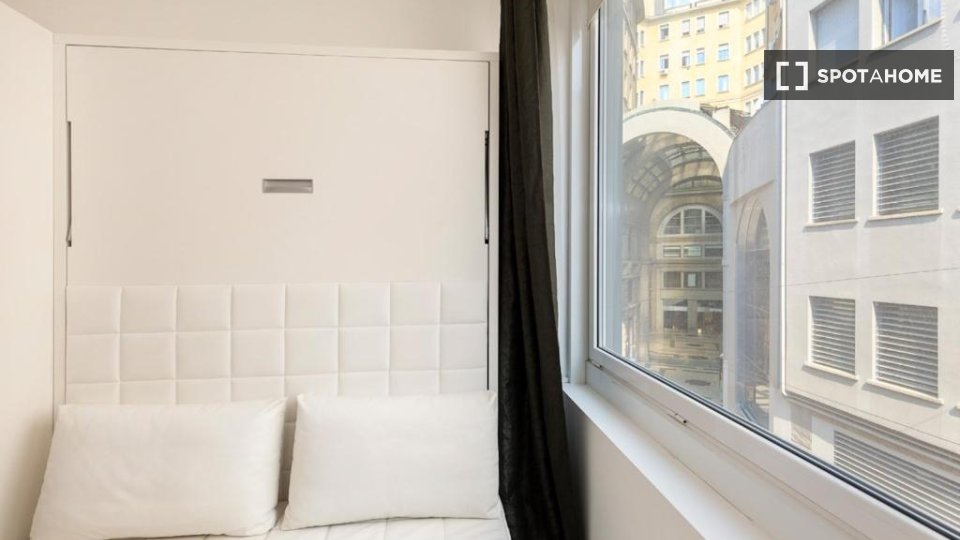 Apartment Milan, 1 bed — photo 9