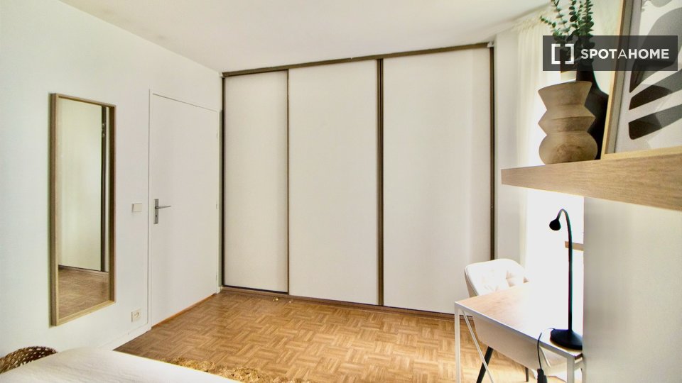 Double room Paris, 5 beds — photo 2