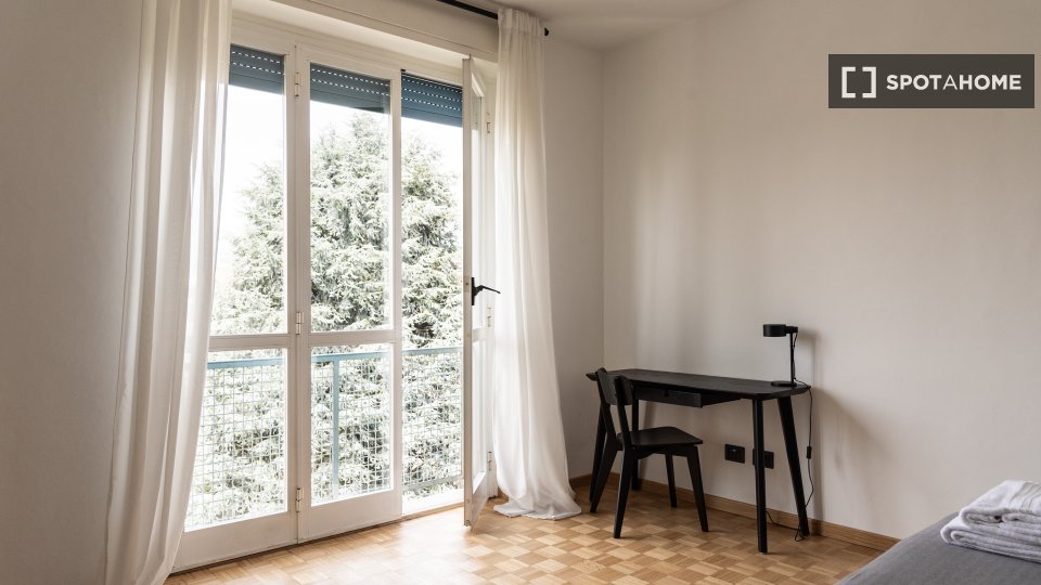 Apartment Milan, 2 beds, 70m² — photo 4