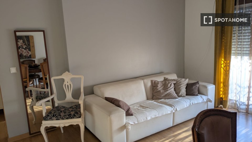 Double room Lisbon, 4 beds, 120m² — photo 3