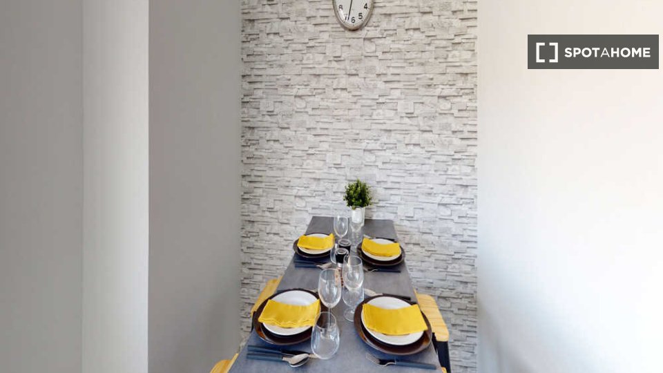 Double room Paris, 4 beds, 80m² — photo 4