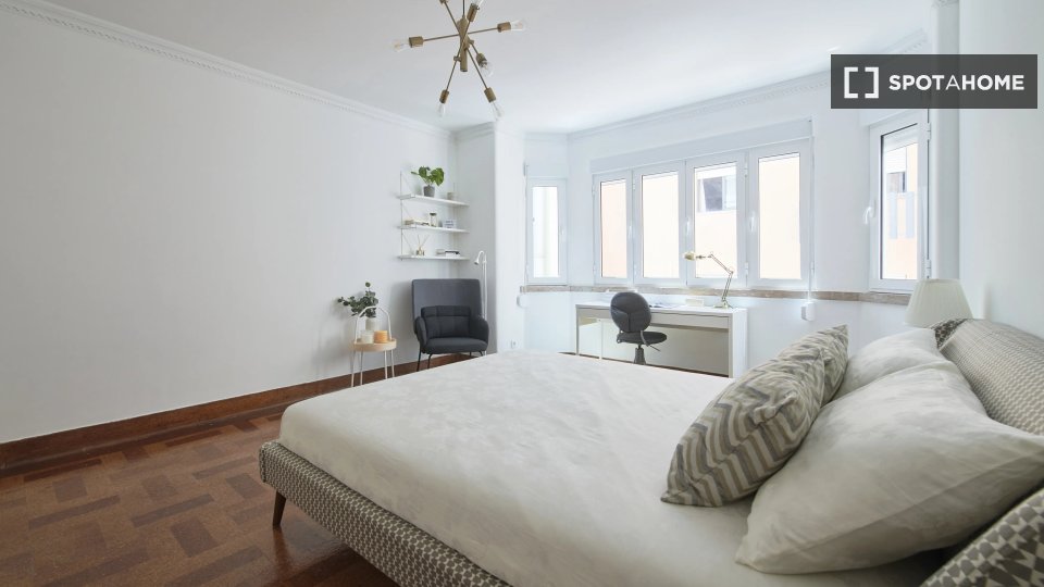 Double room Lisbon, 7 beds — photo 3