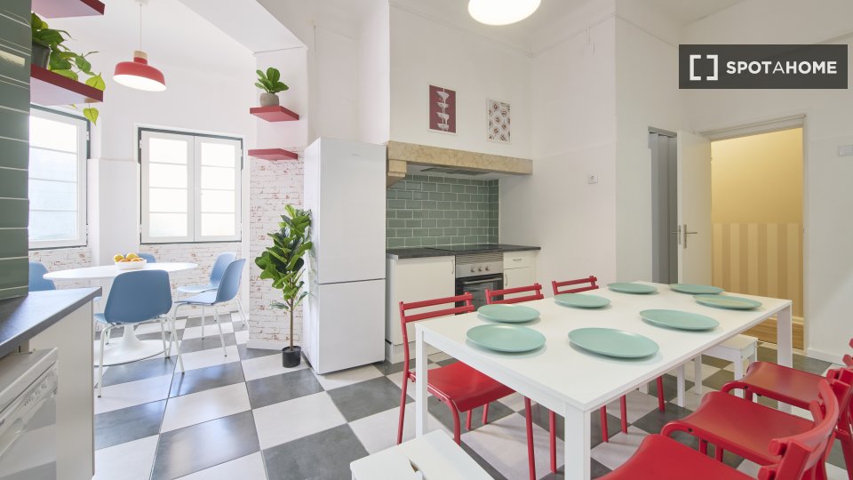 Double room Lisbon, 11 beds — photo 2