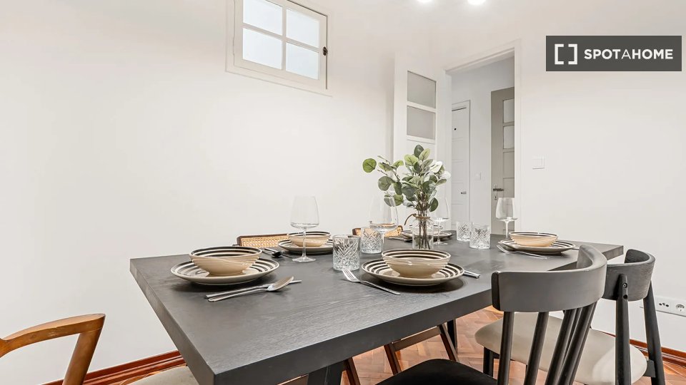 Double room Lisbon, 7 beds — photo 17