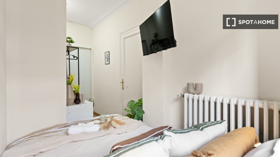 Double room Barcelona, 8 beds, 150m² — photo 58