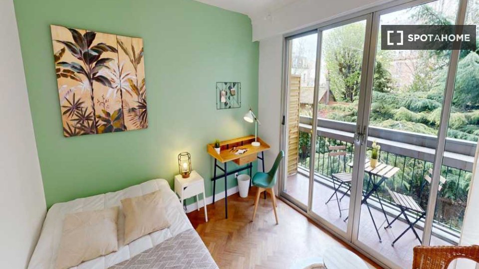 Double room Paris, 5 beds, 110m² — photo 27