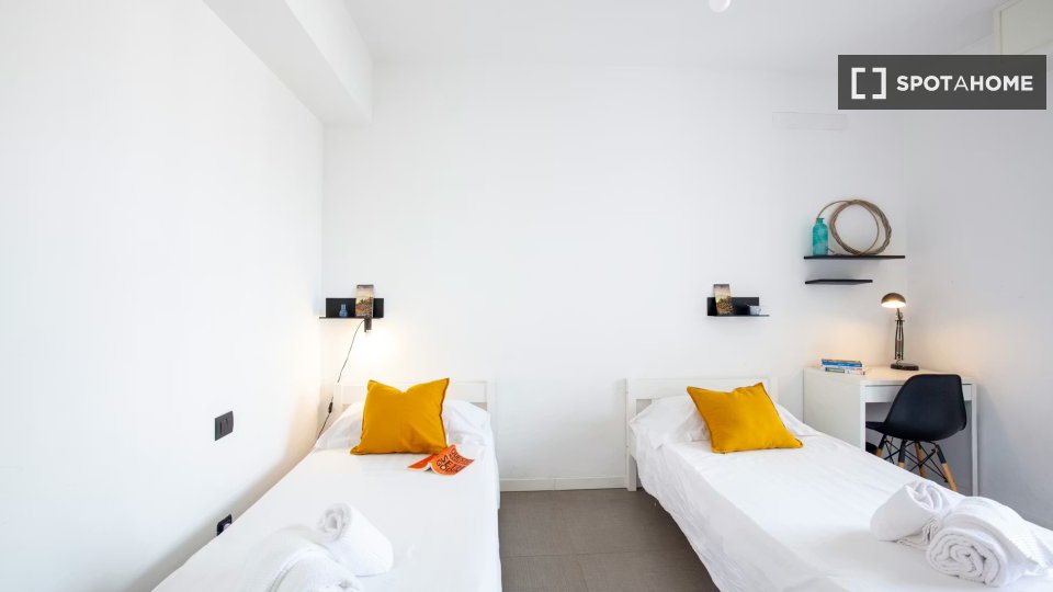 Double room Milan, 5 beds — photo 30